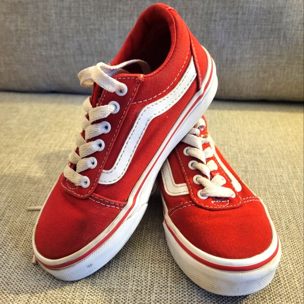 Red Vans Kids Old School Style